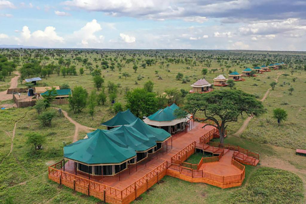 Luxury tented lodge Central Serengeti | Acacia Luxury Camp